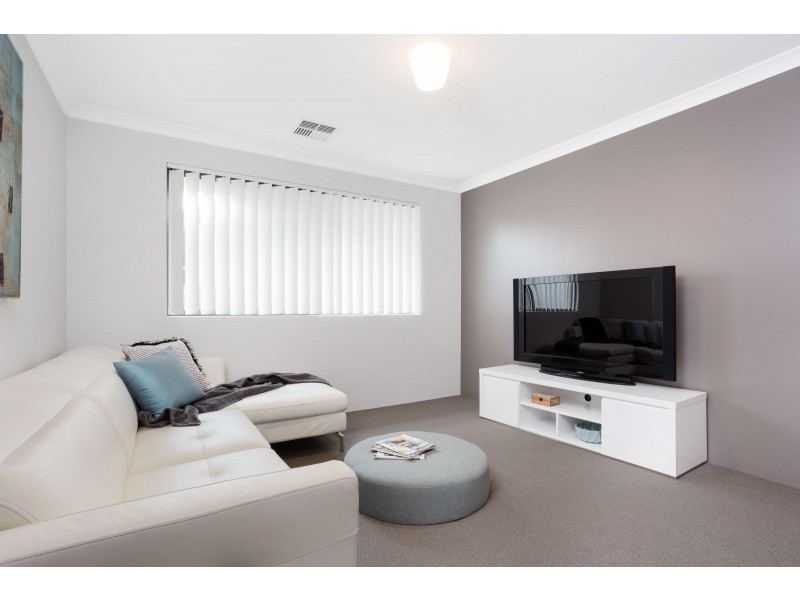 18 Goneril Way, Coolbellup WA 6163