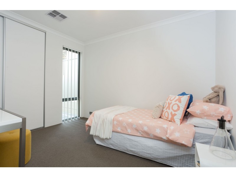 18 Goneril Way, Coolbellup WA 6163