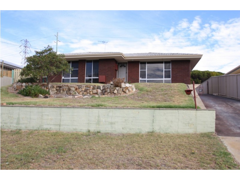 21 Claygate Road, Hamilton Hill WA 6163