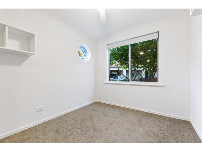 14/33 Paddington Court, Bibra Lake WA 6163