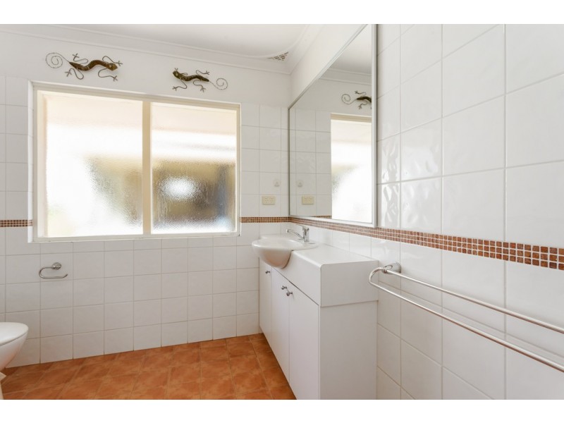 47 Sawle Road, Hamilton Hill WA 6163