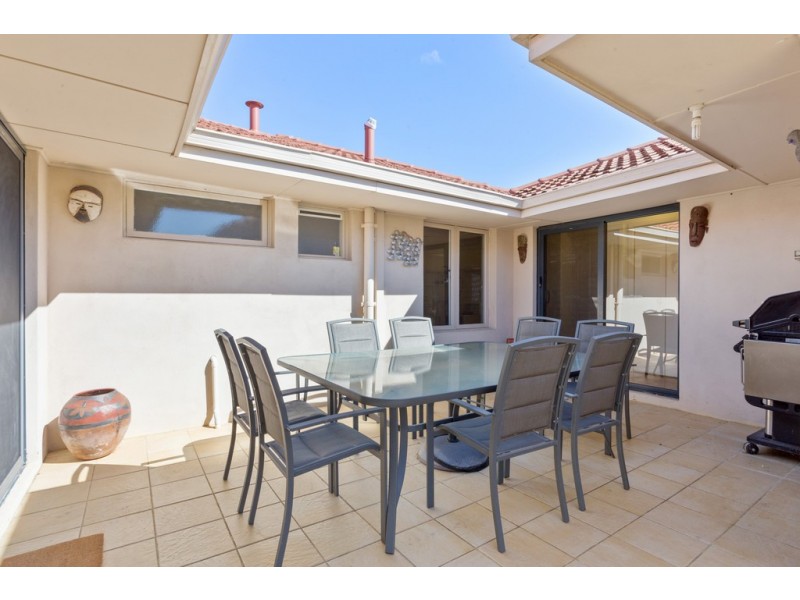 47 Sawle Road, Hamilton Hill WA 6163