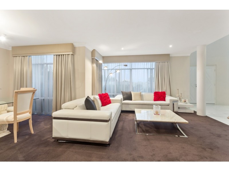 16 Green Vale Heights, Leeming WA 6149