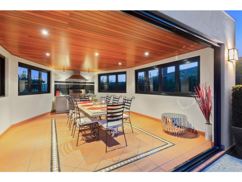 16 Green Vale Heights, Leeming WA 6149