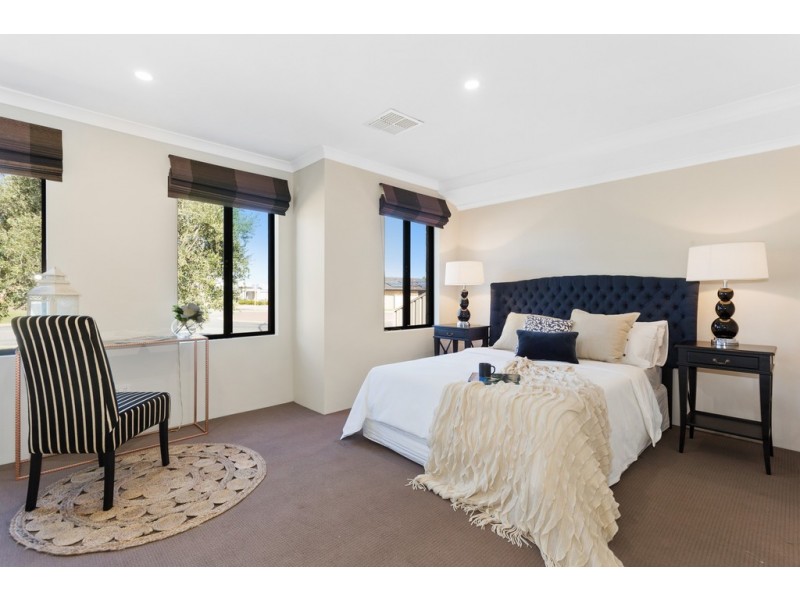 1 Caterpillar Road, Success WA 6164