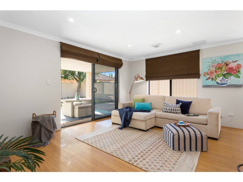 1 Caterpillar Road, Success WA 6164