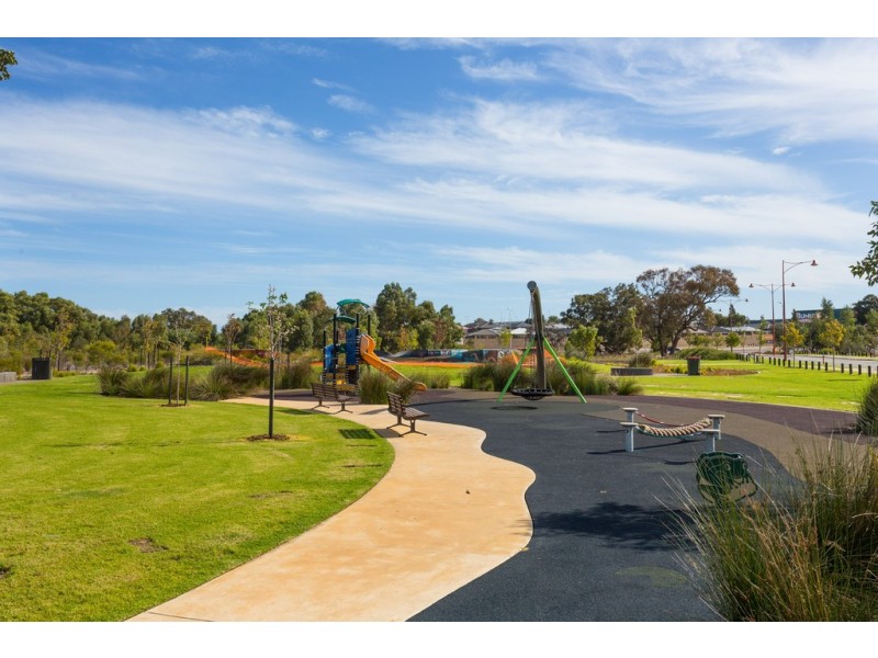 6 Benger Way, Baldivis WA 6171