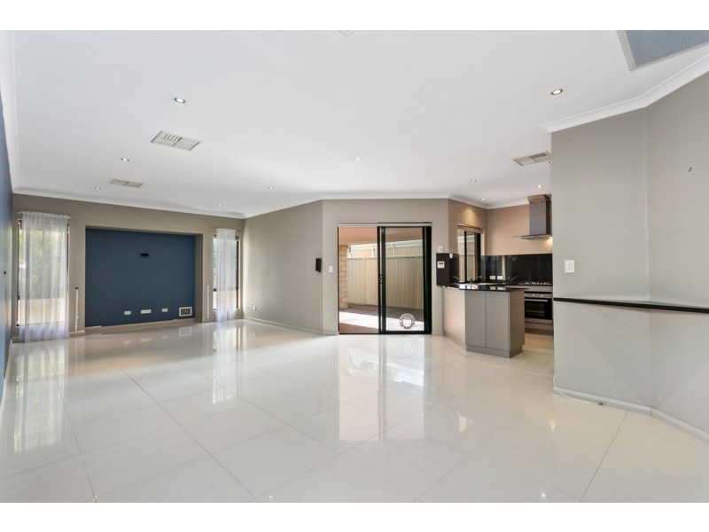 20 Robinson Street, Fremantle WA 6160