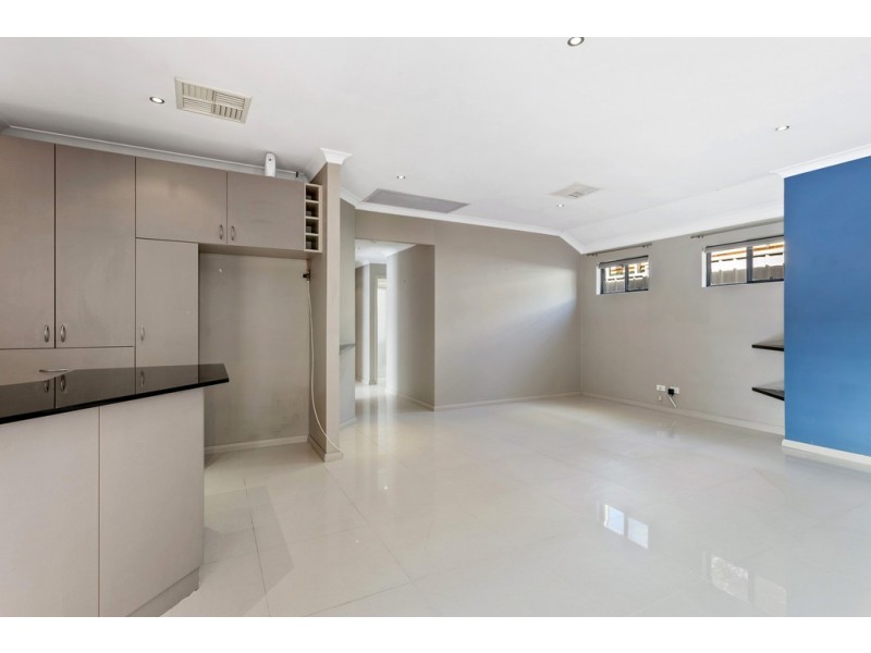 20 Robinson Street, Fremantle WA 6160