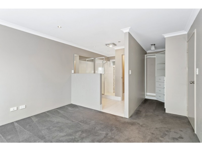 20 Robinson Street, Fremantle WA 6160