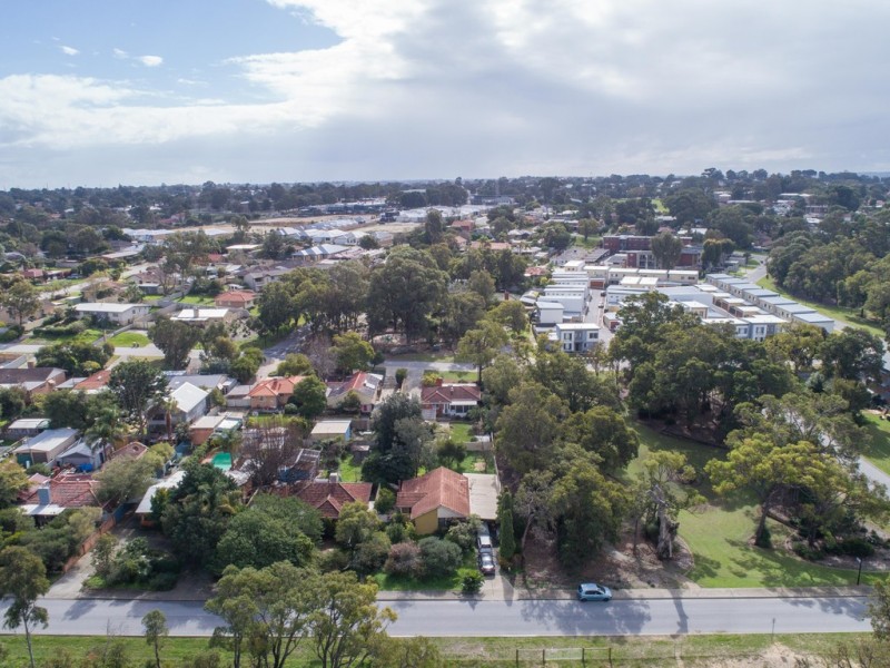 24 Malvolio Road, Coolbellup WA 6163