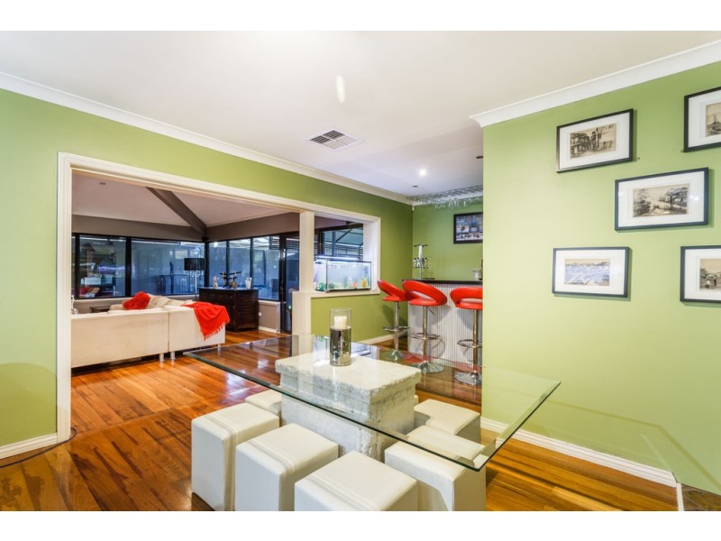 9 Grebe Gardens, Yangebup WA 6164