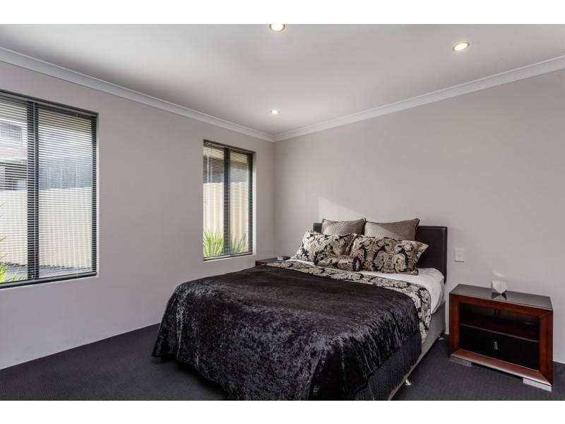 9 Exton Place, Spearwood WA 6163