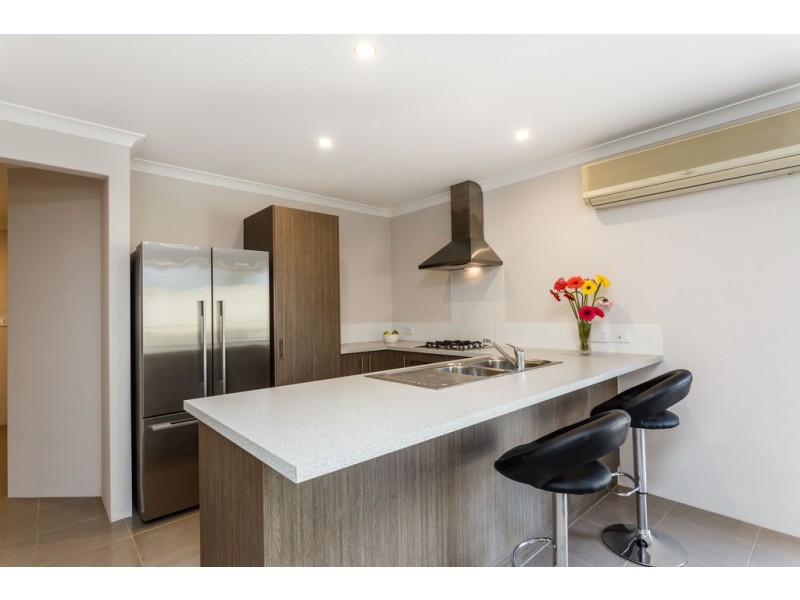 9 Exton Place, Spearwood WA 6163