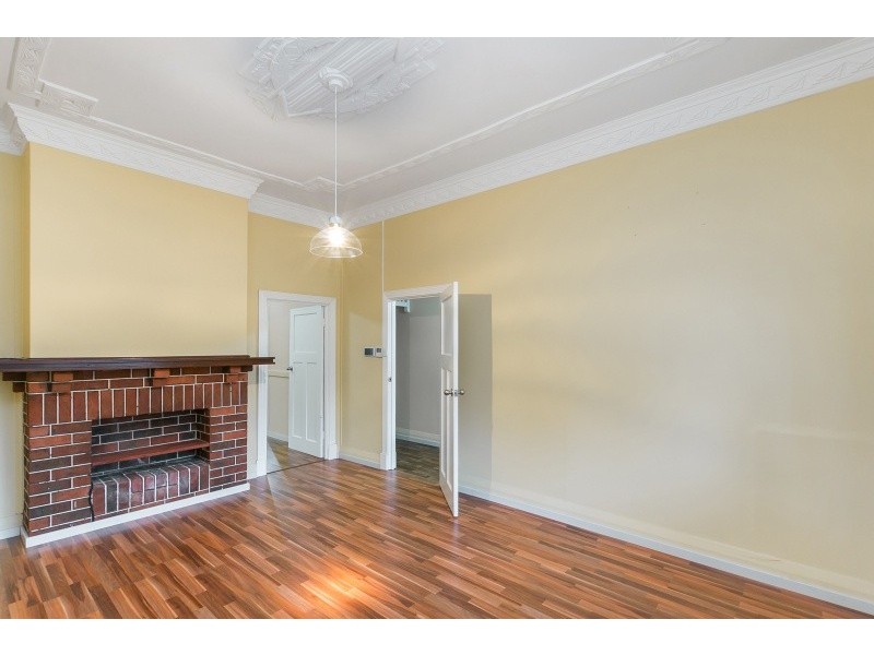 9 Harbour Road, South Fremantle WA 6162