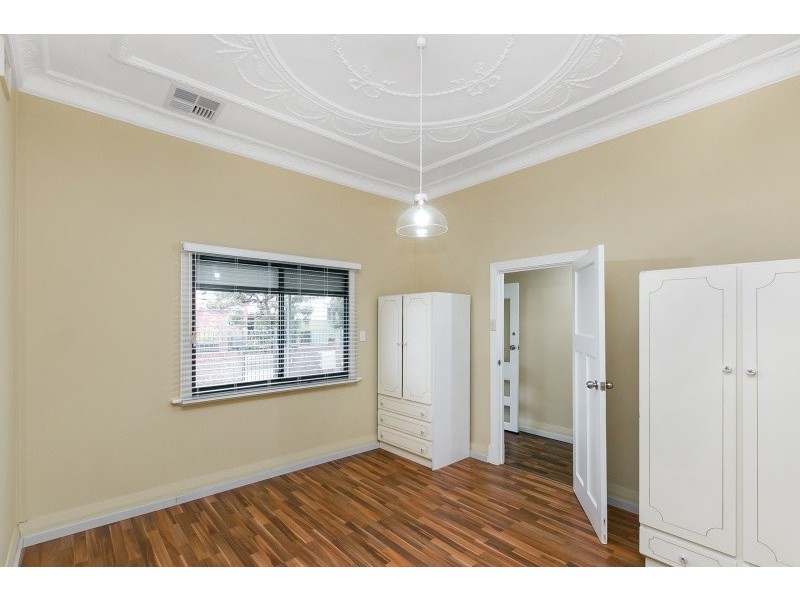 9 Harbour Road, South Fremantle WA 6162