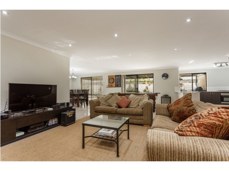 29 Westlinton Circle, Waikiki WA 6169