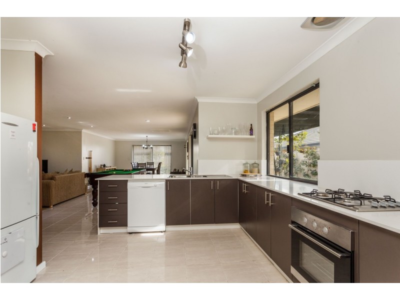 29 Westlinton Circle, Waikiki WA 6169