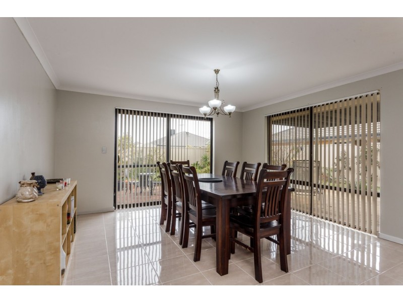 29 Westlinton Circle, Waikiki WA 6169