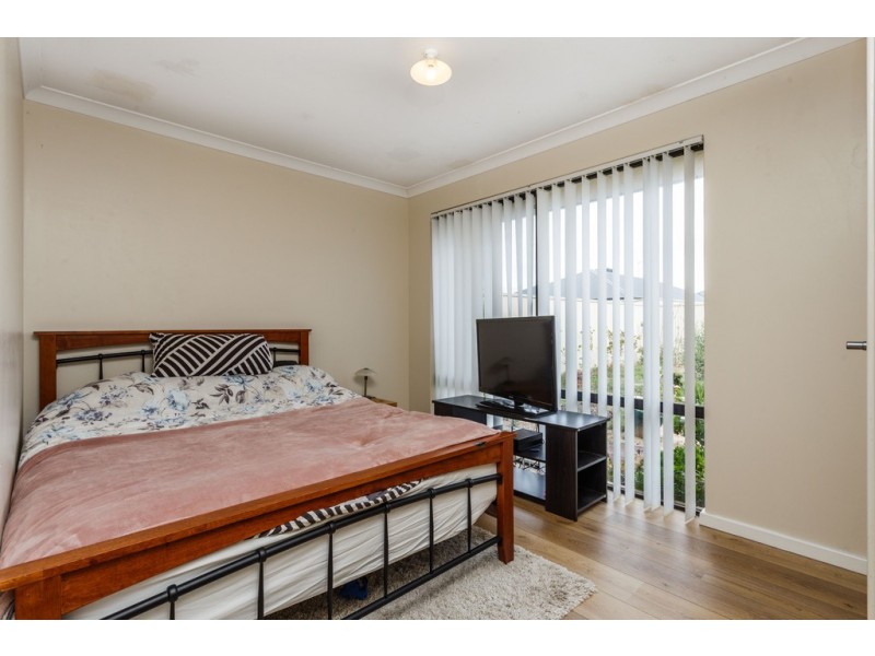 29 Westlinton Circle, Waikiki WA 6169