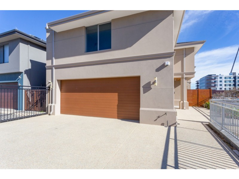 45 Pantheon Avenue, North Coogee WA 6163