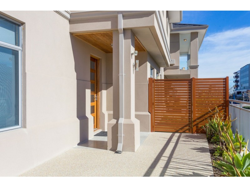 45 Pantheon Avenue, North Coogee WA 6163