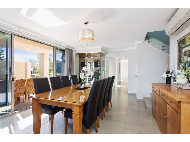 45 Pantheon Avenue, North Coogee WA 6163