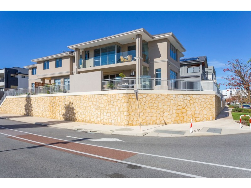 45 Pantheon Avenue, North Coogee WA 6163