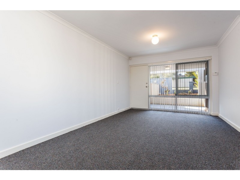 3 Harfleur Place, Hamilton Hill WA 6163