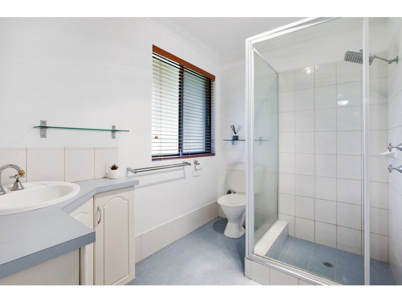 61 Grassbird Loop, Yangebup WA 6164