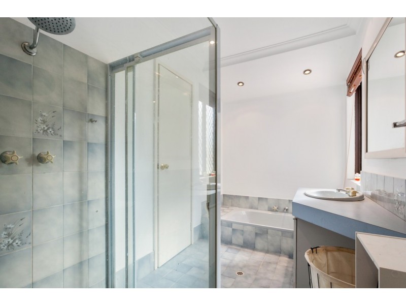 61 Grassbird Loop, Yangebup WA 6164