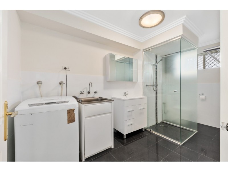 16/4 Southend Road, Hamilton Hill WA 6163