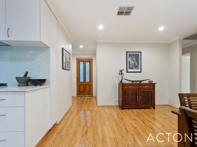 8 McMahon Way, Samson WA 6163