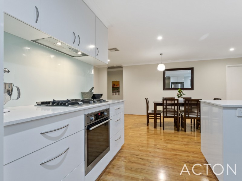 8 McMahon Way, Samson WA 6163
