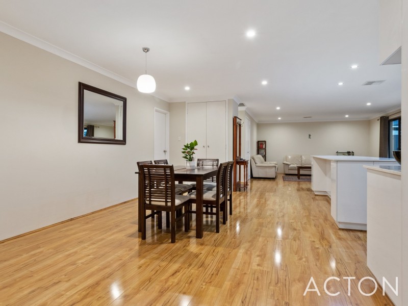 8 McMahon Way, Samson WA 6163
