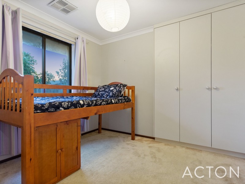 8 McMahon Way, Samson WA 6163