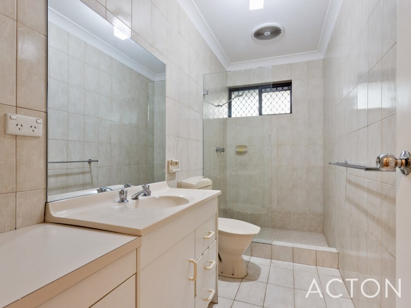 8 McMahon Way, Samson WA 6163