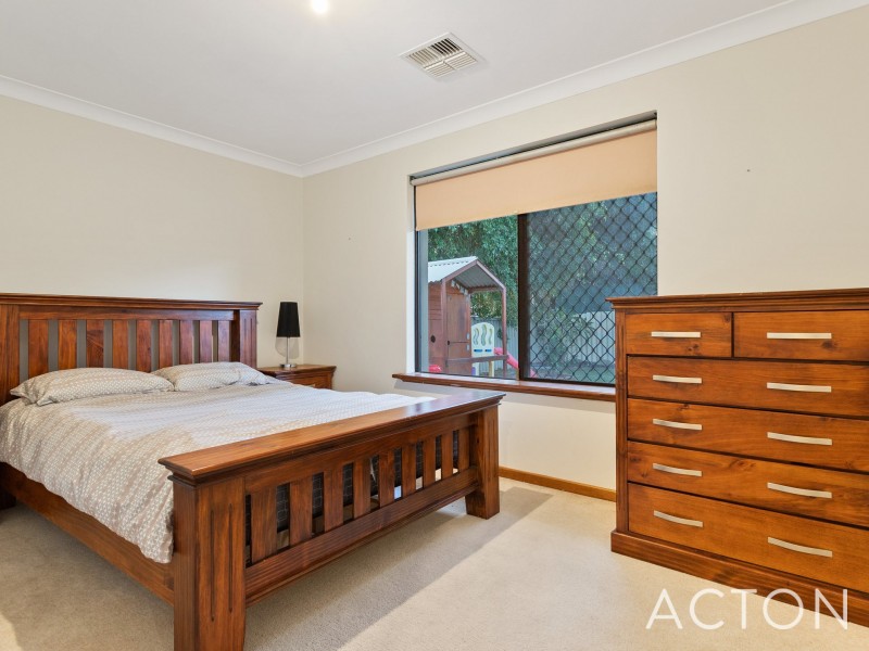 8 McMahon Way, Samson WA 6163
