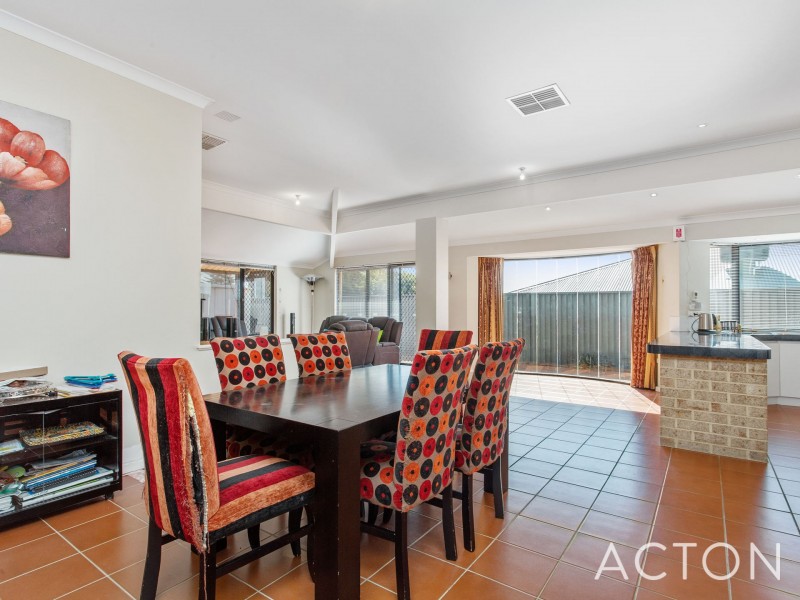 26 Strelitz View, Beeliar WA 6164