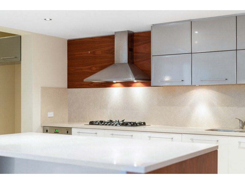 4 Bernier Rise, North Coogee WA 6163