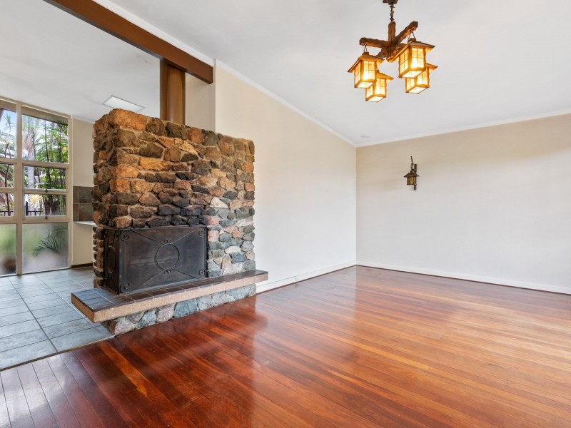 15 Jackman Street, Willagee WA 6156