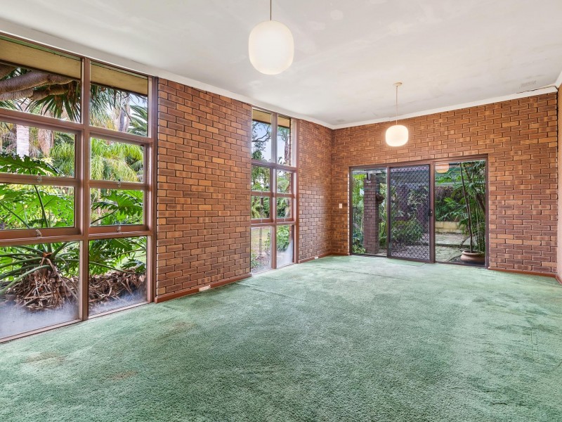 15 Jackman Street, Willagee WA 6156