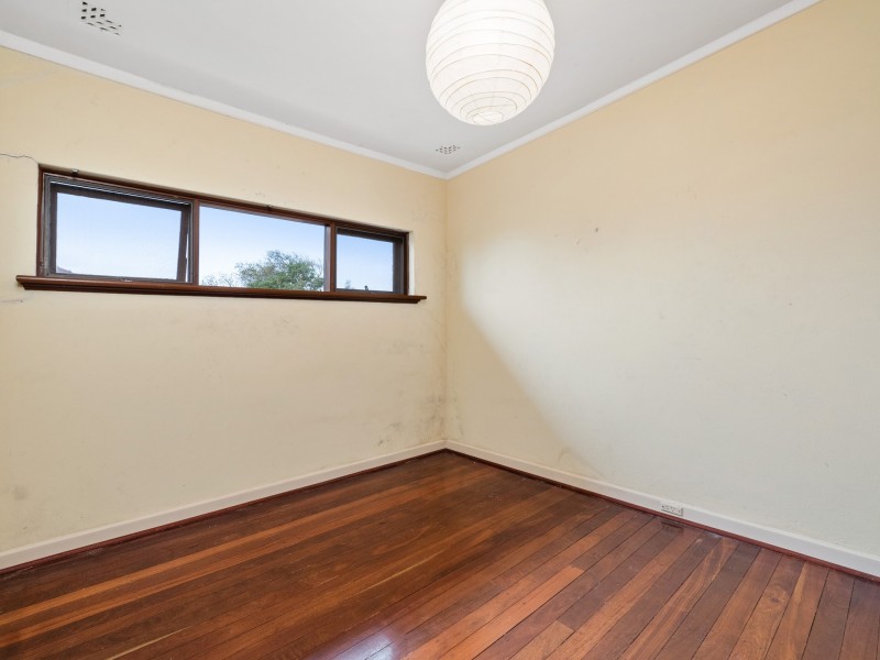 15 Jackman Street, Willagee WA 6156