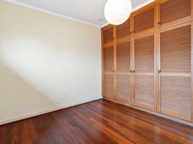 15 Jackman Street, Willagee WA 6156