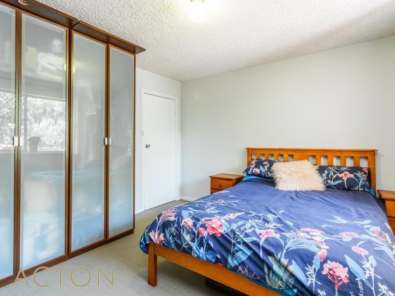 2/66 Attfield Street, Fremantle WA 6160