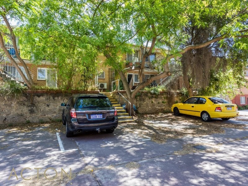 2/66 Attfield Street, Fremantle WA 6160