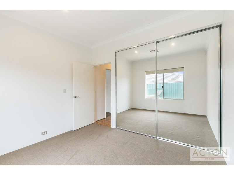 40 Hilory Street, Coolbellup WA 6163