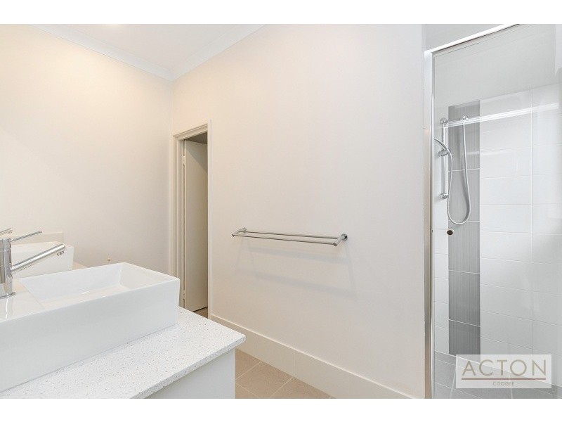40 Hilory Street, Coolbellup WA 6163
