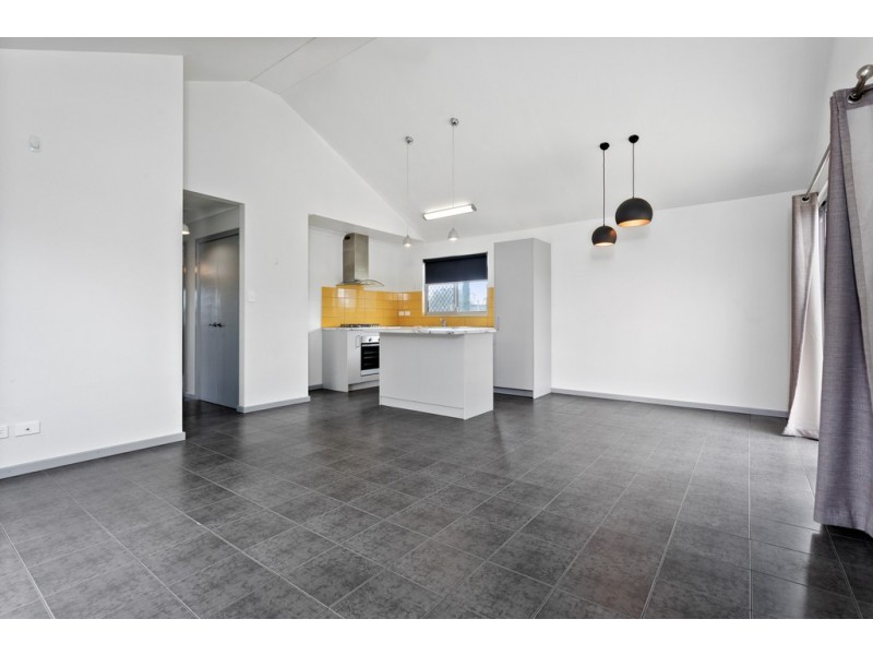 12A Grandpre Crescent, Hamilton Hill WA 6163