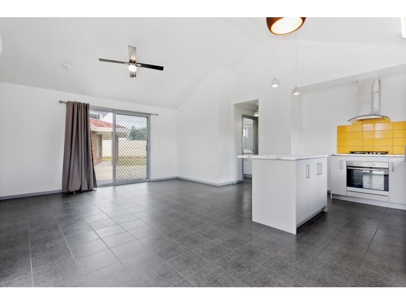12A Grandpre Crescent, Hamilton Hill WA 6163
